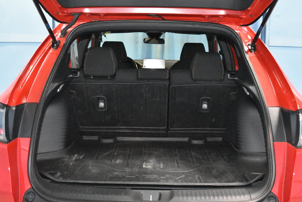 Used 2026 Honda HR-V Sport image 32