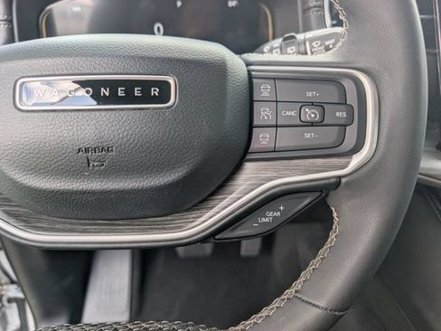 Used 2024 Jeep Wagoneer Series II w/ Flexible Seating Group RWD image 14