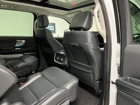 Used 2025 Ford Expedition Max Platinum AWD/4WD image 49