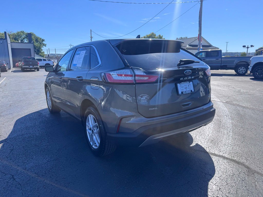 Used 2024 Ford Edge SEL w/ Convenience Package AWD/4WD image 4