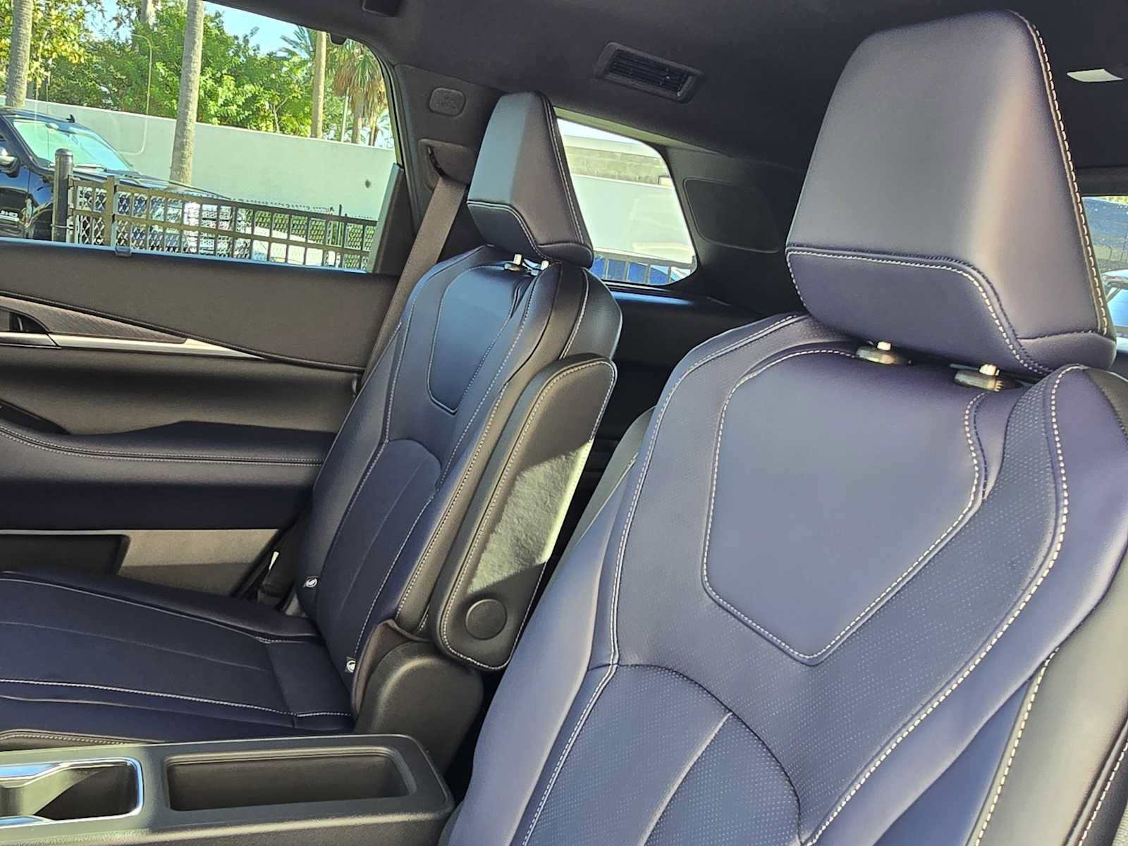 Certified 2026 INFINITI QX60 Sport w/ Dark Cargo Package AWD/4WD image 18