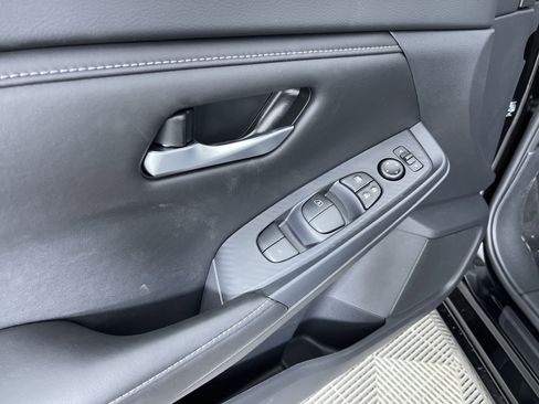 New 2025 Nissan Sentra SV image 14