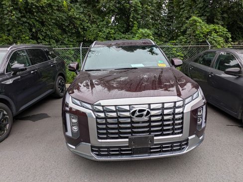 Used 2023 Hyundai Palisade Calligraphy AWD/4WD image 2