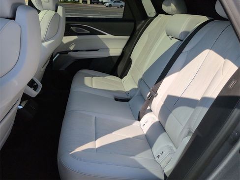 Certified 2023 Cadillac Lyriq Luxury image 16