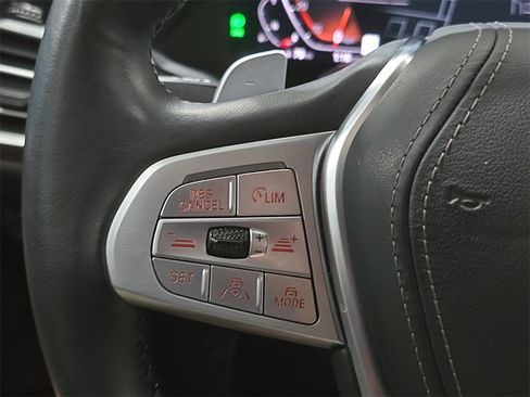 Used 2019 BMW X7 xDrive40i w/ Premium Package image 17