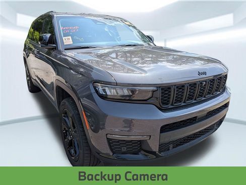 Used 2023 Jeep Grand Cherokee L Limited w/ Luxury Tech Group II RWD image 5