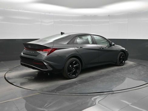 New 2026 Hyundai Elantra Sport FWD image 7