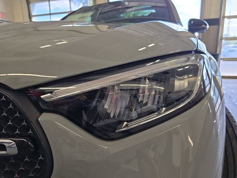 New 2026 Mercedes-Benz GLC 300 image 34