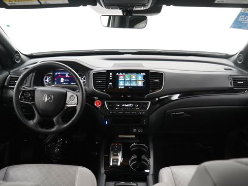 Used 2023 Honda Passport Elite image 13
