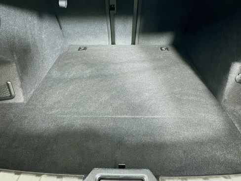 Used 2022 Audi e-tron GT Premium Plus w/ Performance Package image 22