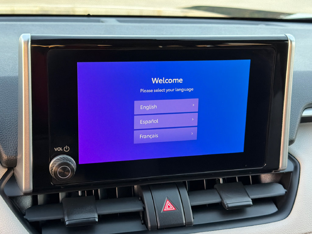 Used 2025 Toyota RAV4 XLE w/ Weather Package AWD/4WD image 28