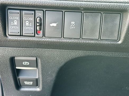 Certified 2025 Honda Odyssey EX-L image 10