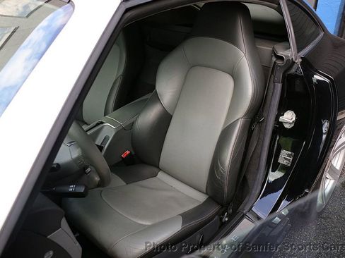 Used 2004 Chrysler Crossfire Coupe RWD image 24
