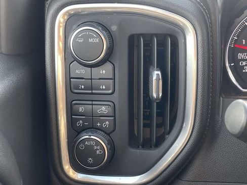 Used 2020 Chevrolet Silverado 1500 RST AWD/4WD image 26