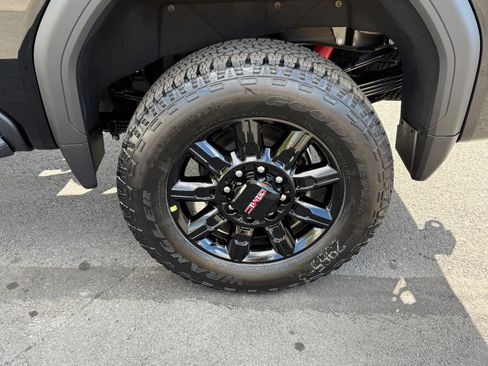 New 2026 GMC Sierra 3500 AT4 image 10