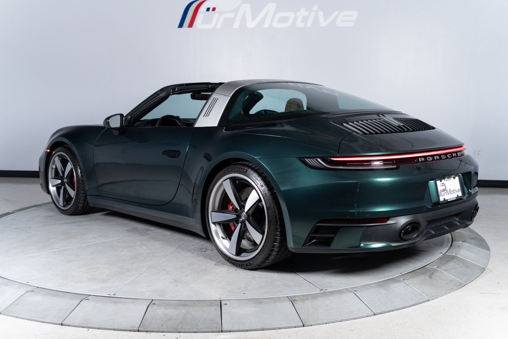 Used 2024 Porsche 911 Targa 4 GTS AWD/4WD image 16