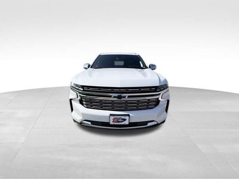 Used 2021 Chevrolet Suburban Premier image 2