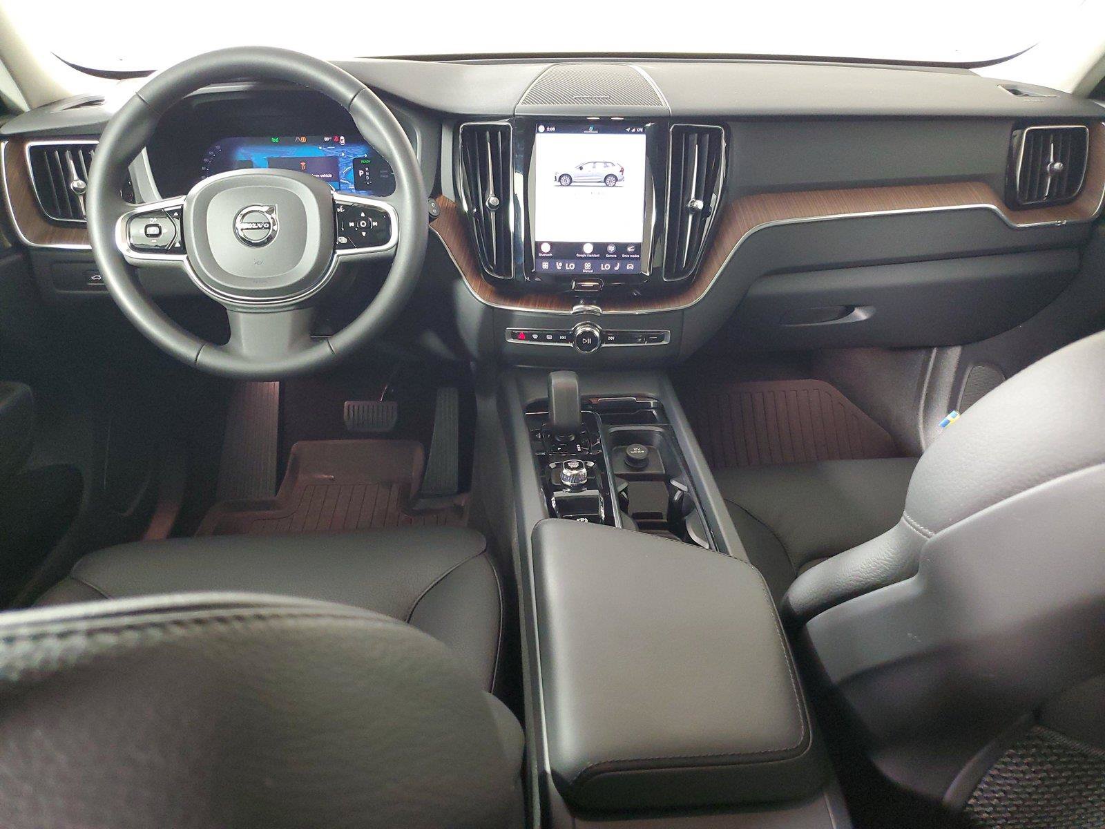 Used 2024 Volvo XC60 T8 Plus w/ Protection Package Premier AWD/4WD image 15