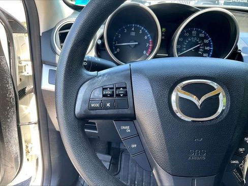 Used 2013 MAZDA MAZDA3 i Sport FWD image 22