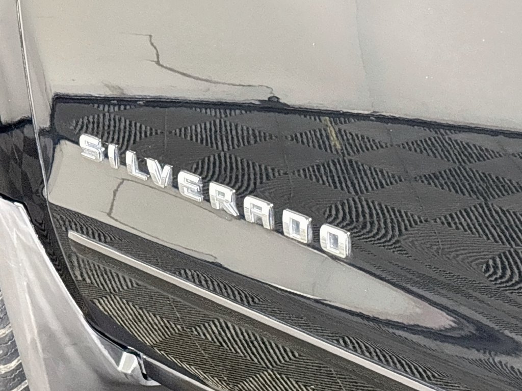 Used 2018 Chevrolet Silverado 1500 LT w/ All Star Edition AWD/4WD image 23