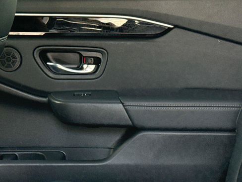 Certified 2024 Honda Pilot EX-L image 17