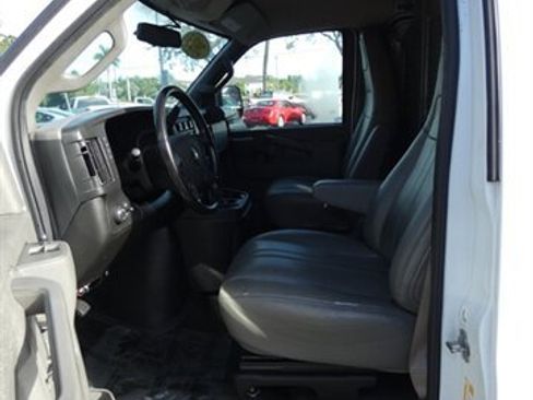 Used 2023 Chevrolet Express 2500 w/ Driver Convenience Package image 34
