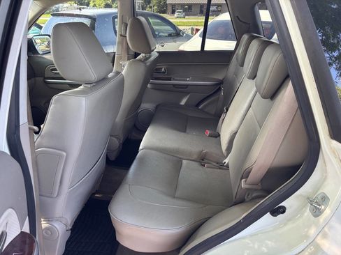 Used 2010 Suzuki Grand Vitara Limited RWD image 13