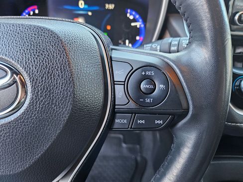 Used 2020 Toyota Corolla XSE image 20