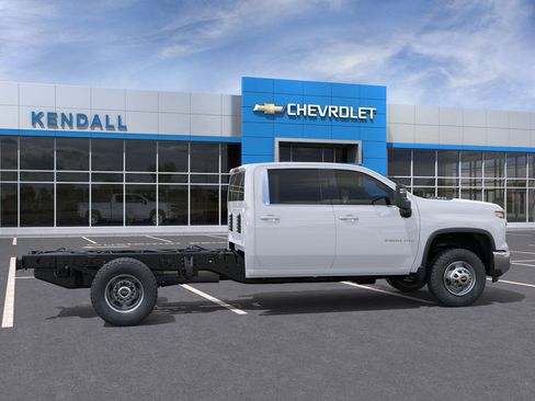 New 2025 Chevrolet Silverado 3500 W/T w/ WT Convenience Package AWD/4WD image 5