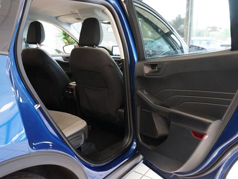 Used 2022 Ford Escape SE w/ Cold Weather Package AWD/4WD image 42