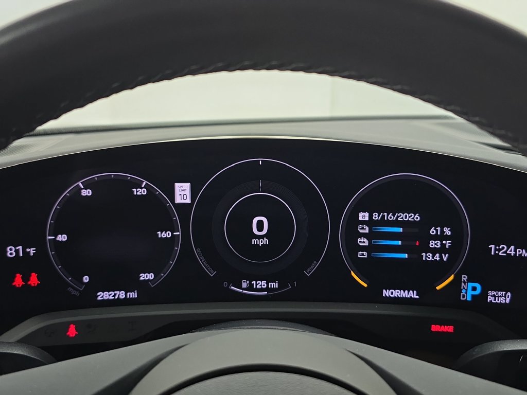 Certified 2024 Porsche Taycan RWD image 15