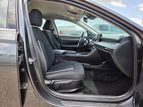 Used 2024 Hyundai Sonata SEL FWD image 18