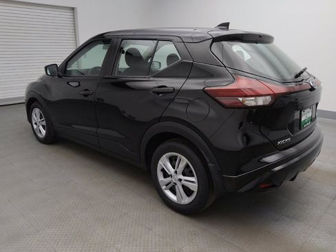 Used 2021 Nissan Kicks S FWD image 3