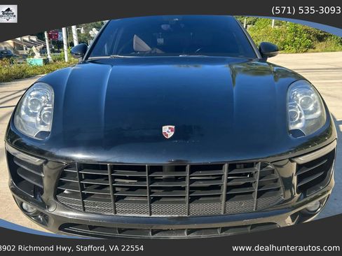 Used 2018 Porsche Macan AWD/4WD image 2