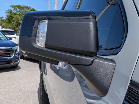 Used 2024 GMC Sierra 1500 AT4X AWD/4WD image 11