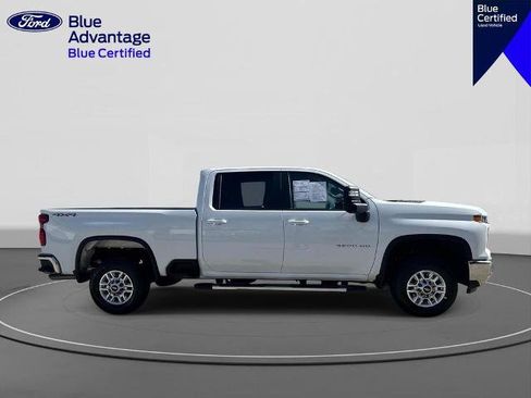 Used 2025 Chevrolet Silverado 2500 LT w/ Convenience Package AWD/4WD image 5
