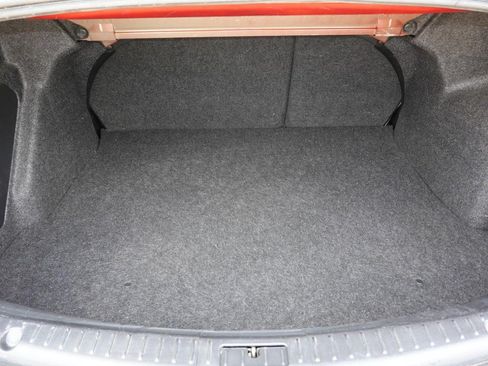 Used 2010 MAZDA MAZDA3 i Touring FWD image 24
