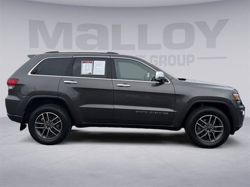 Used 2020 Jeep Grand Cherokee Limited w/ Luxury Group II image 2