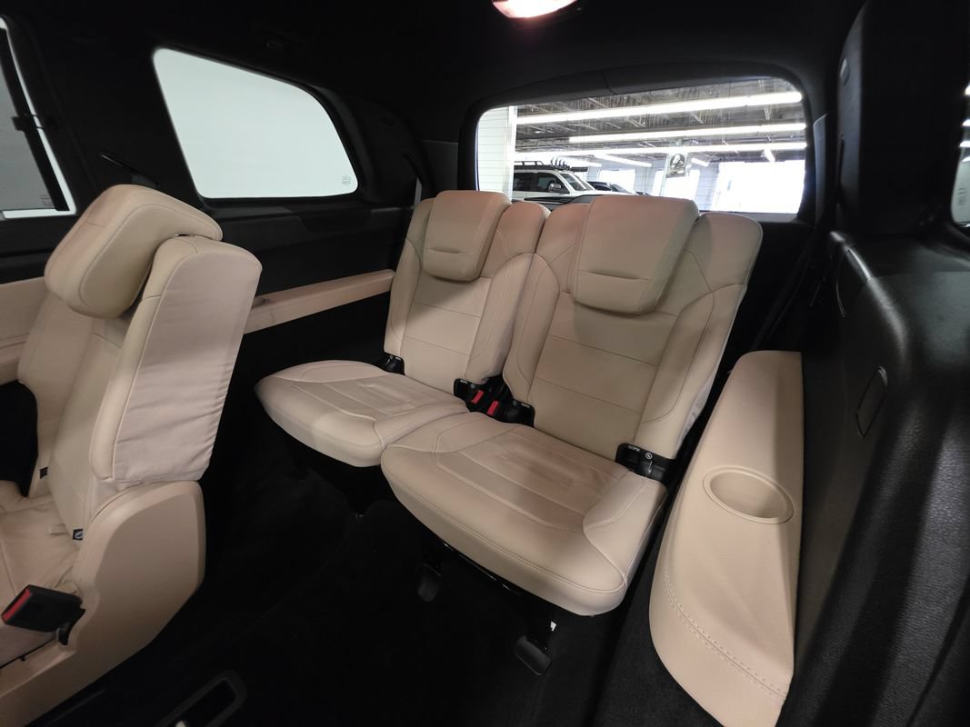 Used 2018 Mercedes-Benz GLS 450 4MATIC image 25