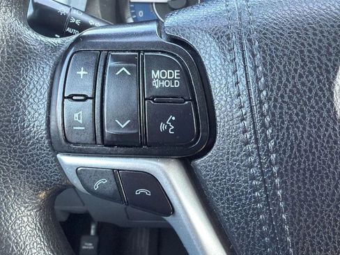 Used 2020 Toyota Sienna LE FWD image 12
