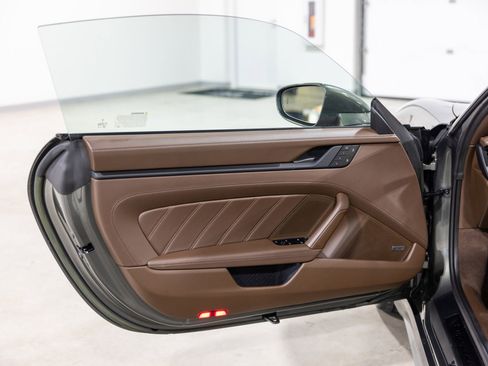 Used 2023 Porsche 911 Targa 4 GTS image 29