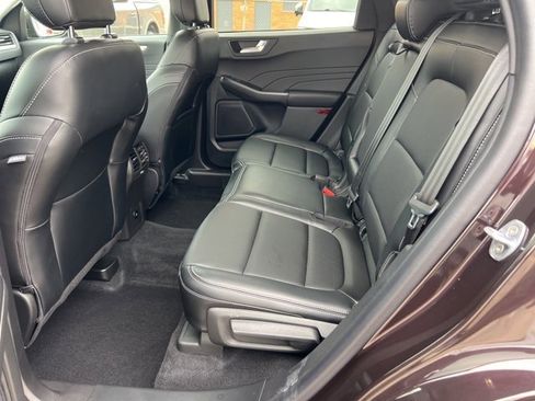 Certified 2023 Ford Escape Platinum image 18