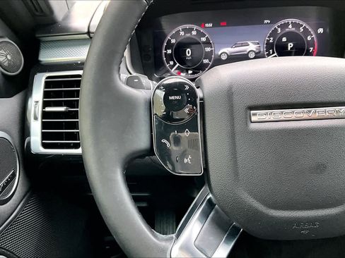 Used 2020 Land Rover Discovery Landmark AWD/4WD image 23