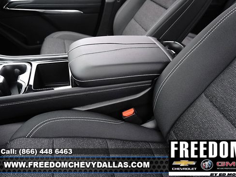 New 2026 Chevrolet Traverse LT w/ LPO, Floor Liner Package image 35