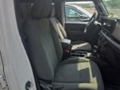 Used 2024 Jeep Wrangler Unlimited AWD/4WD image 14