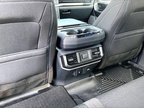 Used 2023 Ford F150 XLT AWD/4WD image 35