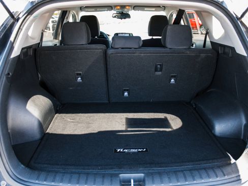 Used 2019 Hyundai Tucson Value FWD image 25