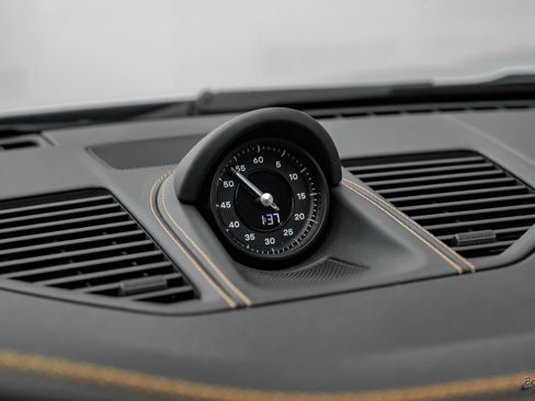 Used 2025 Porsche 911 Carrera image 73