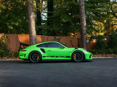 Used 2019 Porsche 911 GT3 RS image 5