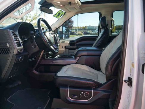 Used 2021 Ford F450 Limited image 35